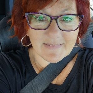 Meet your Posher, Deborah